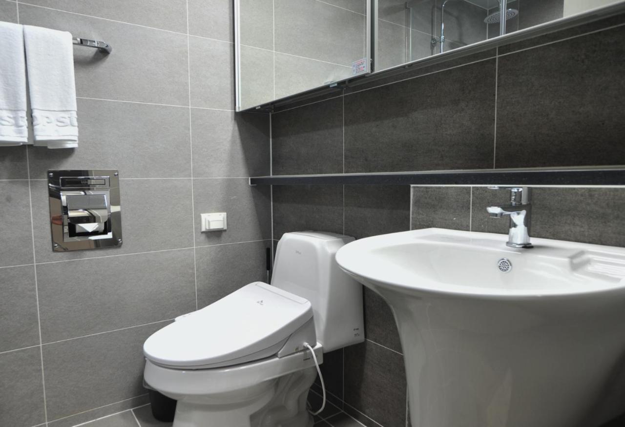 Coopstay Yeosu Hotel Esterno foto