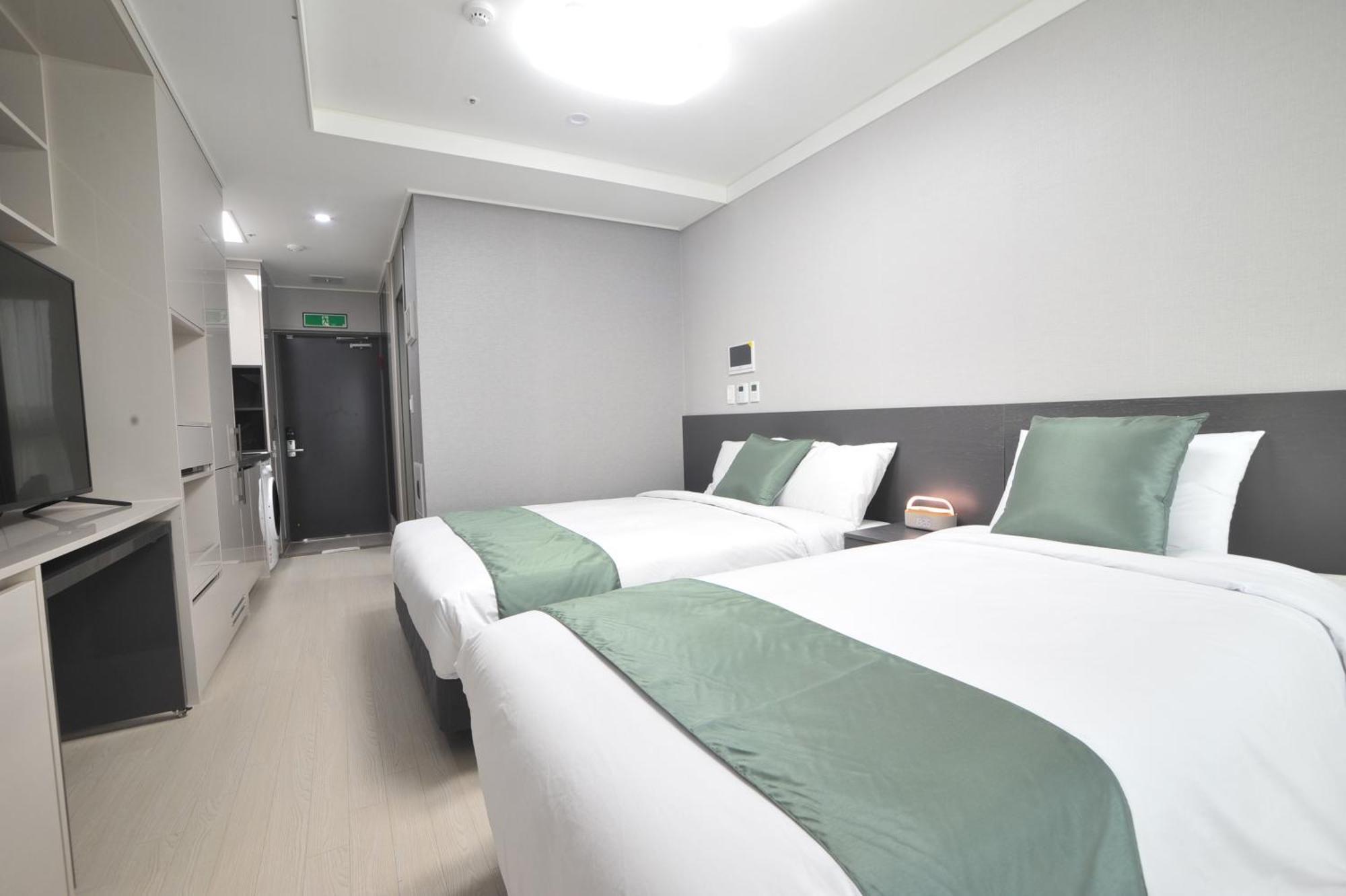 Coopstay Yeosu Hotel Esterno foto
