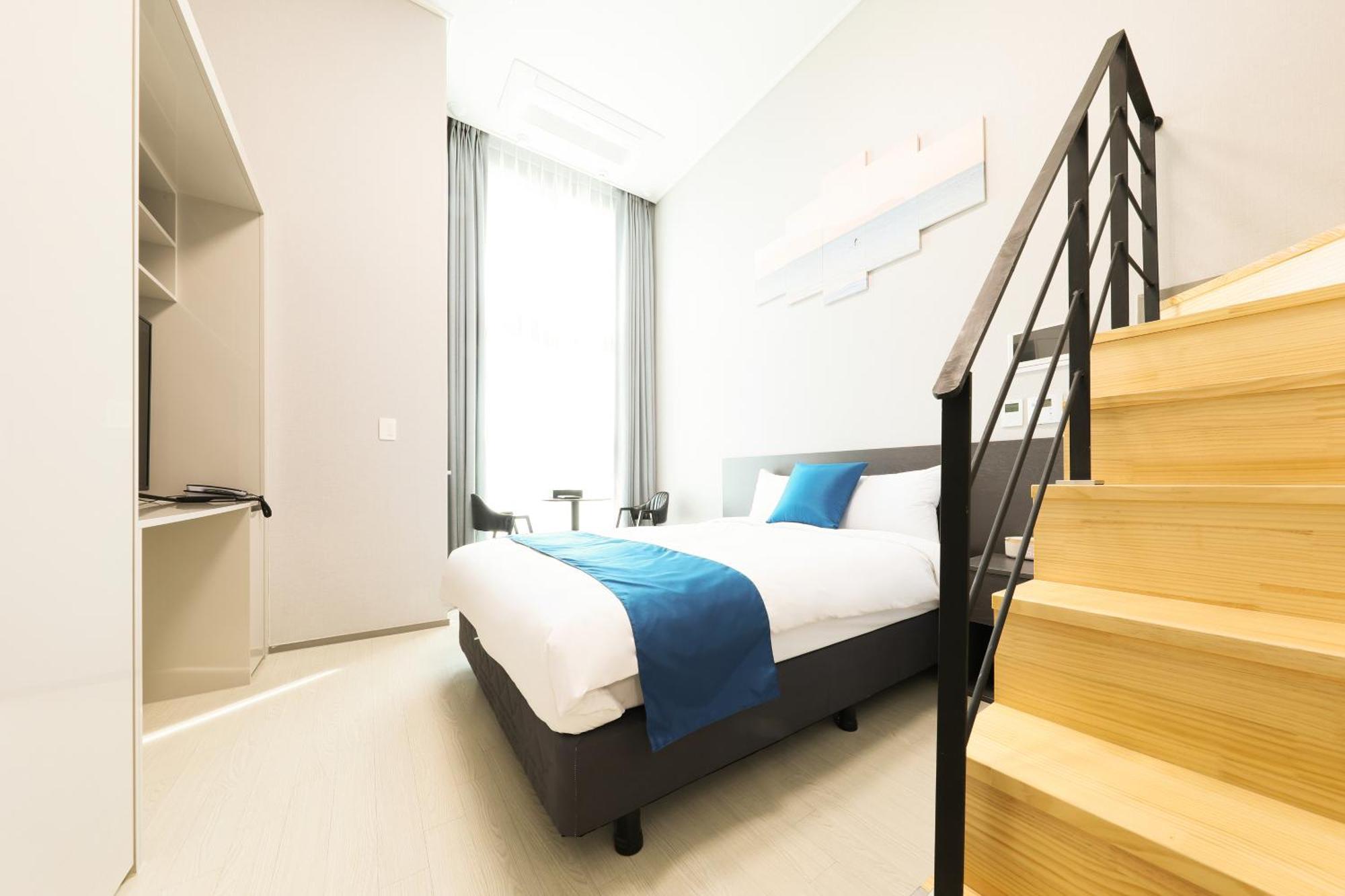 Coopstay Yeosu Hotel Esterno foto